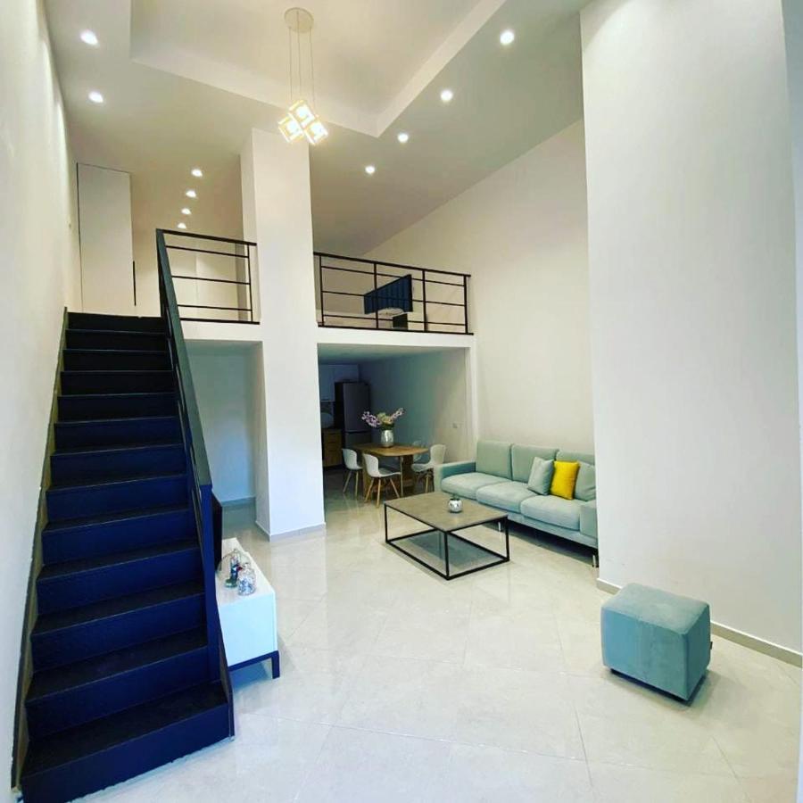 Apartament Me Qera Dublex Lungomare Vlorë 外观 照片