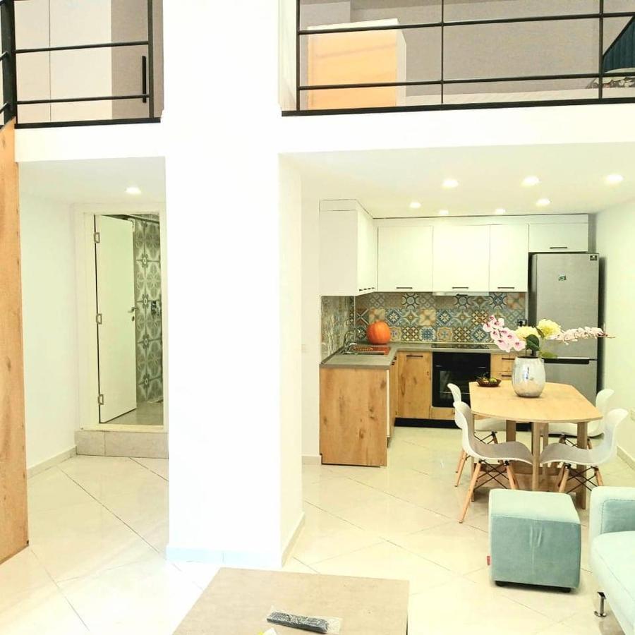 Apartament Me Qera Dublex Lungomare Vlorë 外观 照片