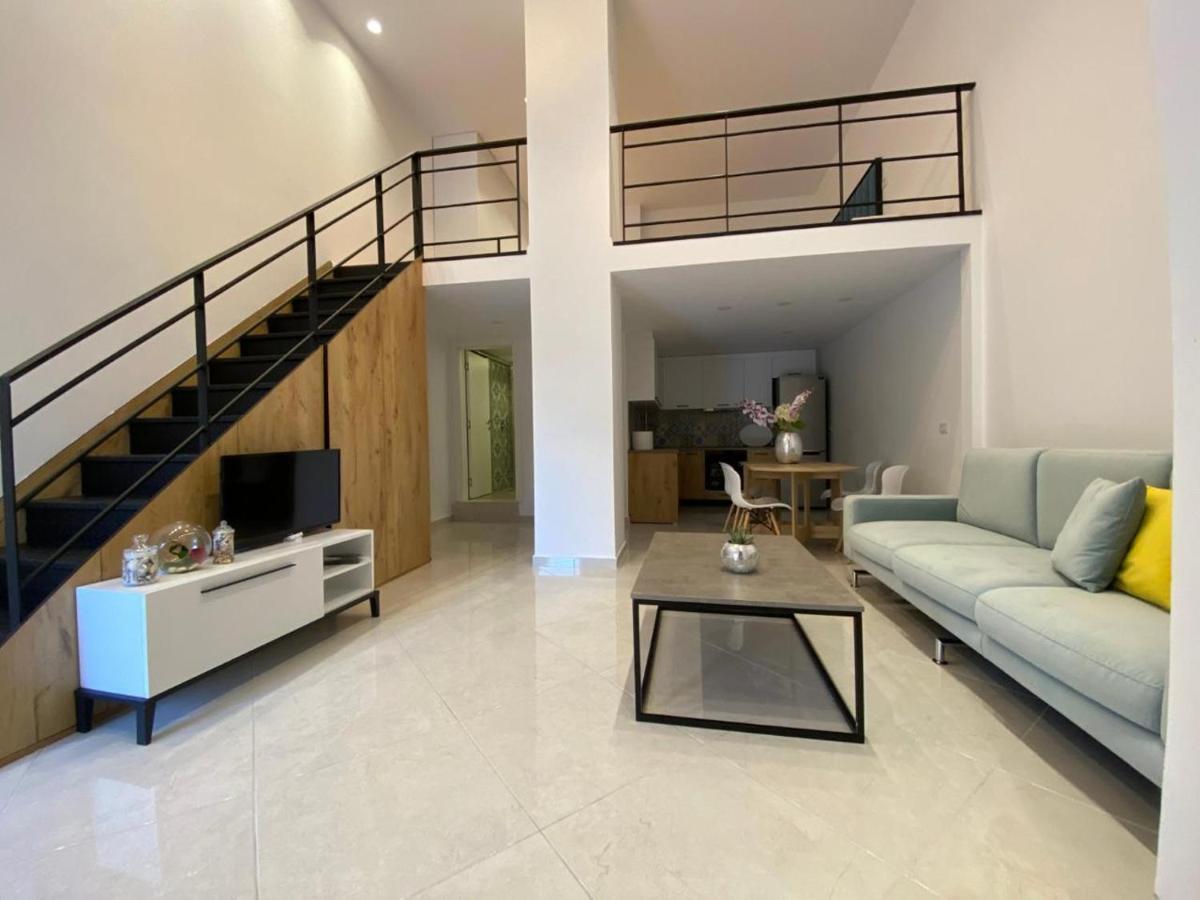 Apartament Me Qera Dublex Lungomare Vlorë 外观 照片