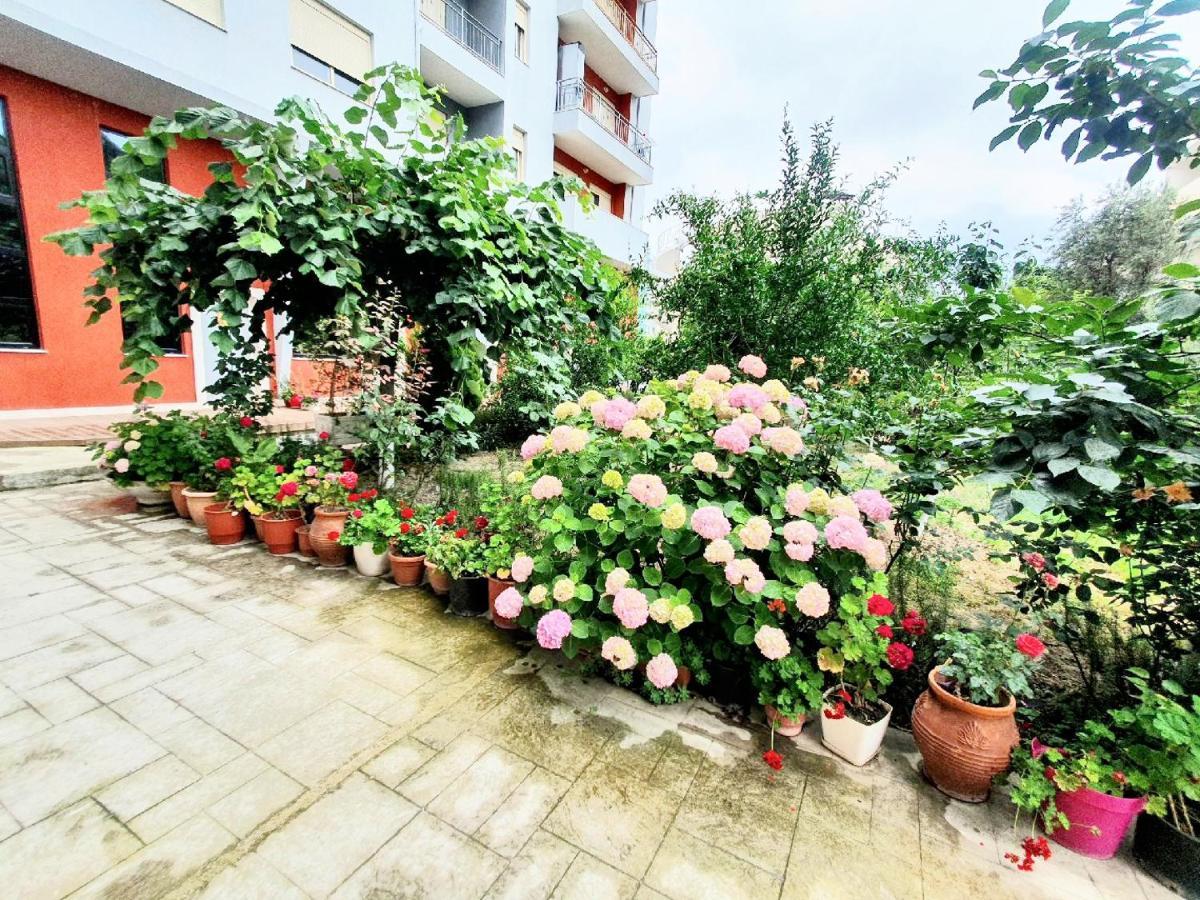 Apartament Me Qera Dublex Lungomare Vlorë 外观 照片